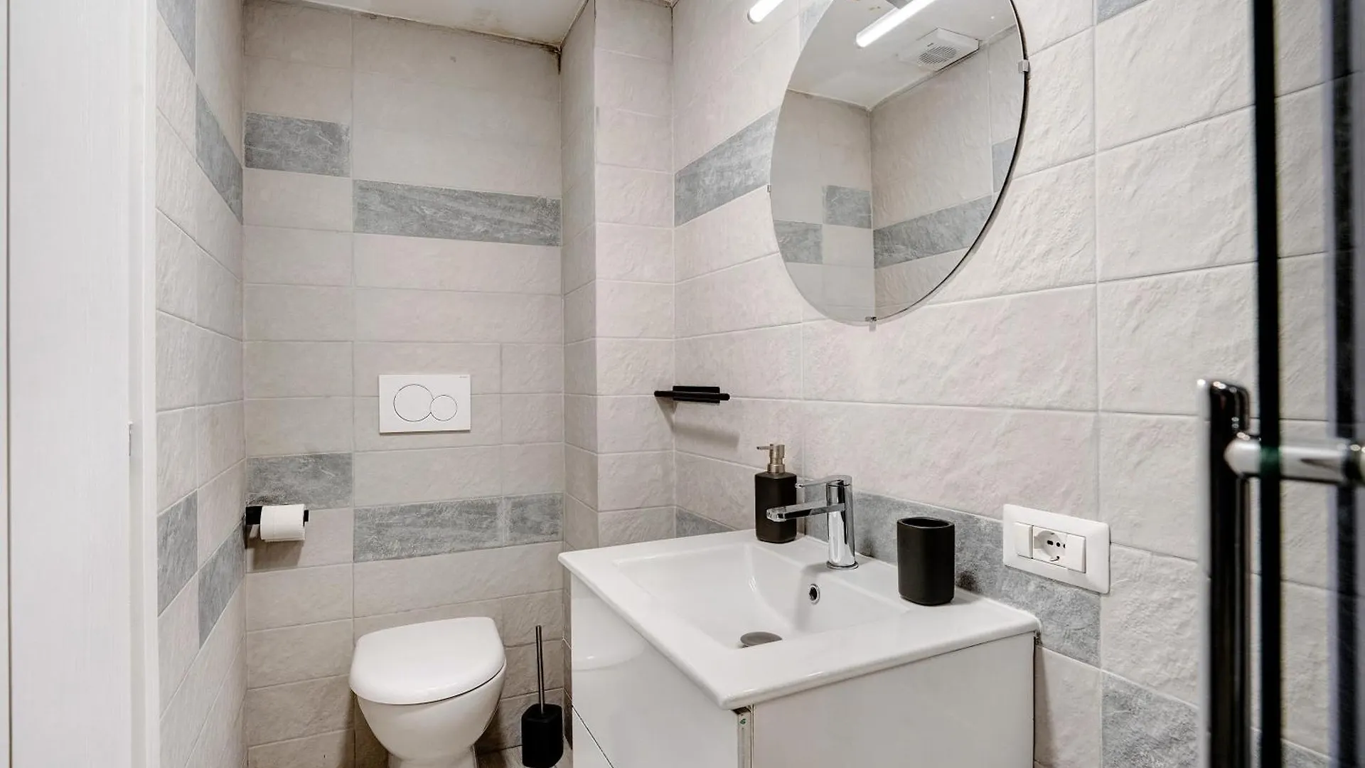 Apartment Partenope Dorata Naples Italy